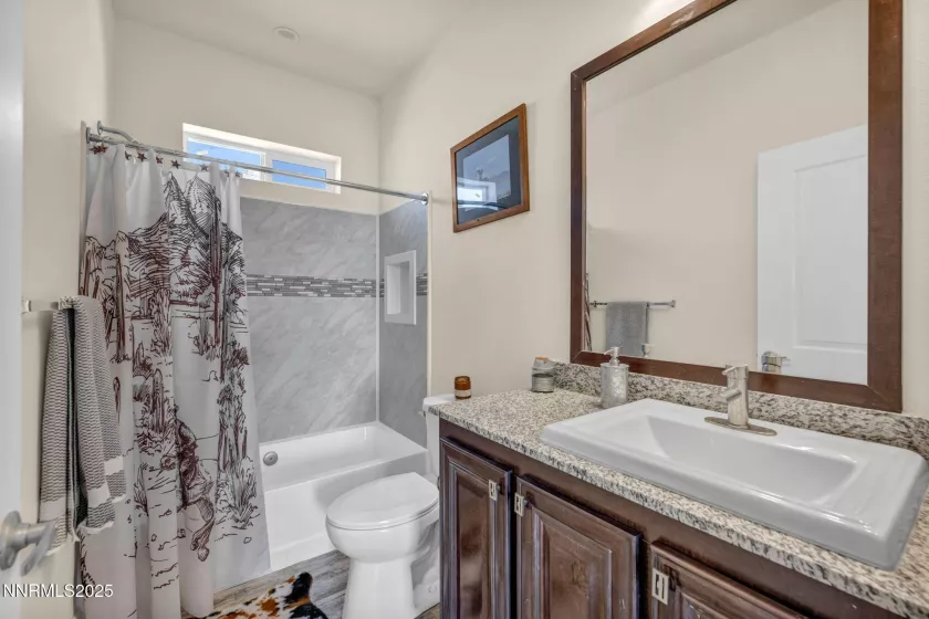 9601 Via Catalina, Silver Springs, Nevada 89429, 3 Bedrooms Bedrooms, ,2 BathroomsBathrooms,Residential,Residential,Via Catalina,250050605