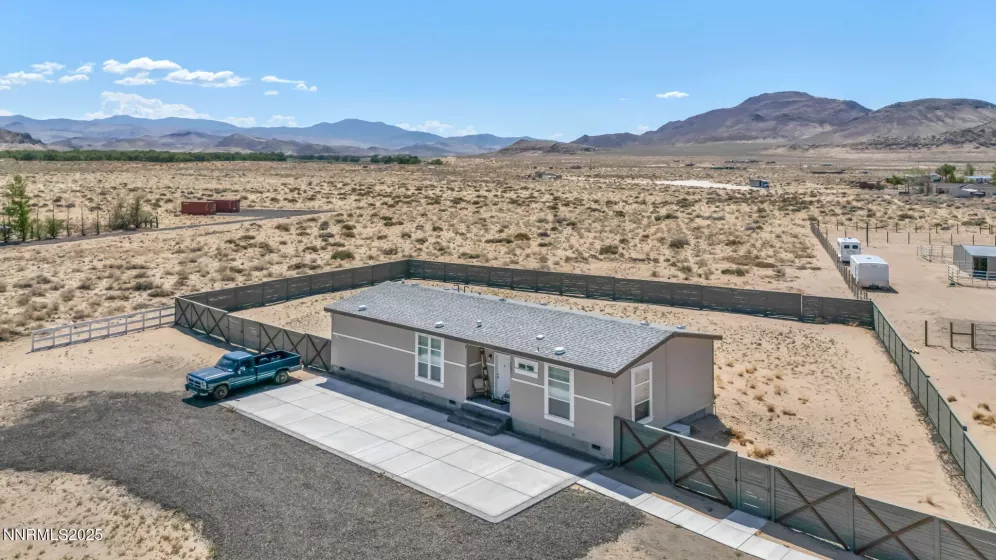 9601 Via Catalina, Silver Springs, Nevada 89429, 3 Bedrooms Bedrooms, ,2 BathroomsBathrooms,Residential,Residential,Via Catalina,250050605