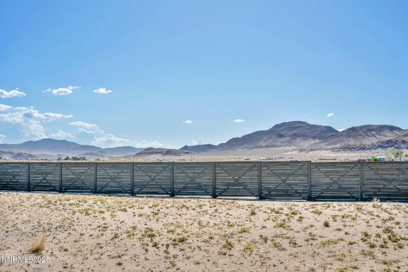 9601 Via Catalina, Silver Springs, Nevada 89429, 3 Bedrooms Bedrooms, ,2 BathroomsBathrooms,Residential,Residential,Via Catalina,250050605