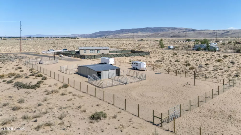 9601 Via Catalina, Silver Springs, Nevada 89429, 3 Bedrooms Bedrooms, ,2 BathroomsBathrooms,Residential,Residential,Via Catalina,250050605