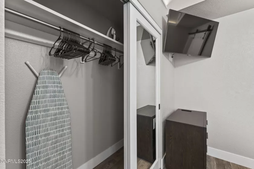 810 Alder, Incline Village, Nevada 89451, 2 Bedrooms Bedrooms, ,1 BathroomBathrooms,Residential,Residential,Alder,250050611