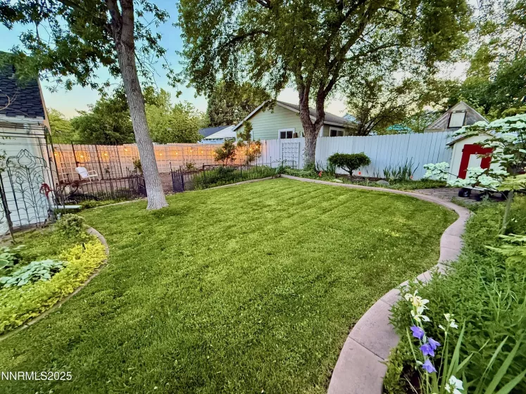 1423 Gordon, Reno, Nevada 89509, 2 Bedrooms Bedrooms, ,1 BathroomBathrooms,Residential,Residential,Gordon,250050621