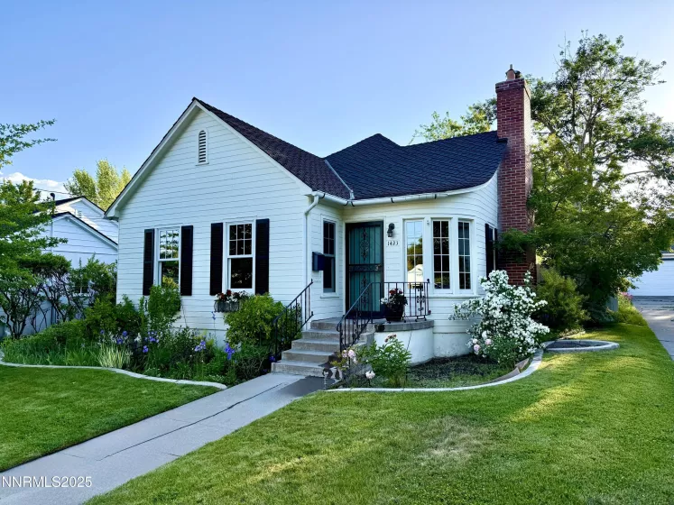 1423 Gordon, Reno, Nevada 89509, 2 Bedrooms Bedrooms, ,1 BathroomBathrooms,Residential,Residential,Gordon,250050621