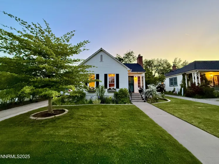1423 Gordon, Reno, Nevada 89509, 2 Bedrooms Bedrooms, ,1 BathroomBathrooms,Residential,Residential,Gordon,250050621