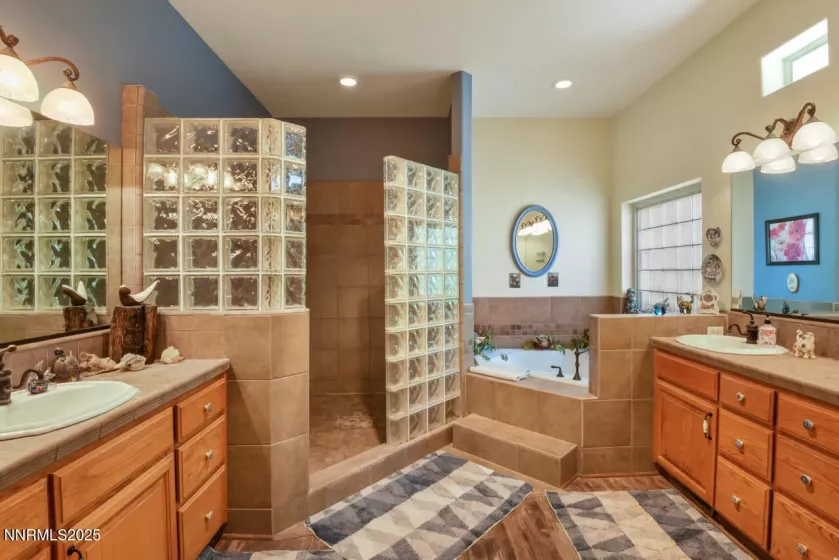 9 Margaroli, Yerington, Nevada 89447, 3 Bedrooms Bedrooms, ,3 BathroomsBathrooms,Residential,Residential,Margaroli,250050622