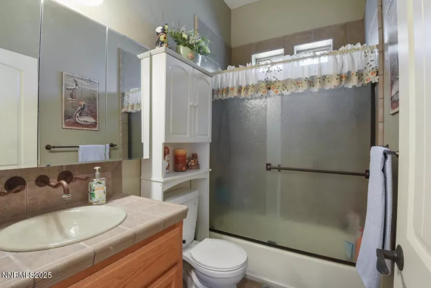 9 Margaroli, Yerington, Nevada 89447, 3 Bedrooms Bedrooms, ,3 BathroomsBathrooms,Residential,Residential,Margaroli,250050622