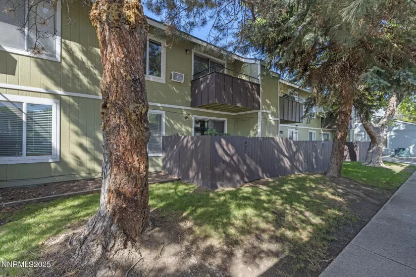 4608 Neil, Reno, Nevada 89502, 1 Bedroom Bedrooms, ,1 BathroomBathrooms,Residential,Residential,Neil,250050623