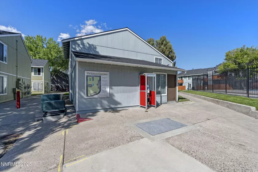 4608 Neil, Reno, Nevada 89502, 1 Bedroom Bedrooms, ,1 BathroomBathrooms,Residential,Residential,Neil,250050623