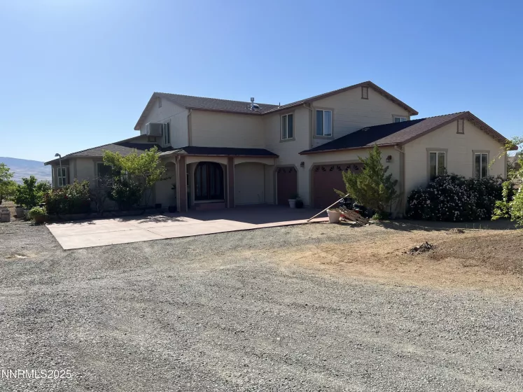 7650 Marie, Sparks, Nevada 89436, 6 Bedrooms Bedrooms, ,4 BathroomsBathrooms,Residential,Residential,Marie,250050625