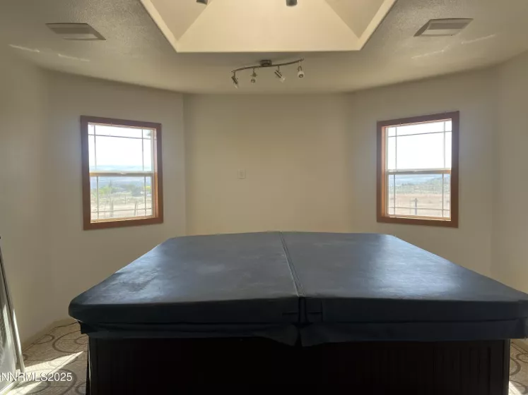 7650 Marie, Sparks, Nevada 89436, 6 Bedrooms Bedrooms, ,4 BathroomsBathrooms,Residential,Residential,Marie,250050625