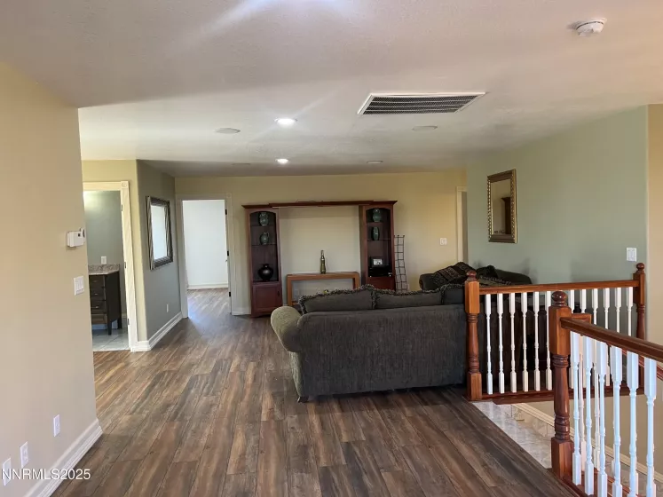 7650 Marie, Sparks, Nevada 89436, 6 Bedrooms Bedrooms, ,4 BathroomsBathrooms,Residential,Residential,Marie,250050625