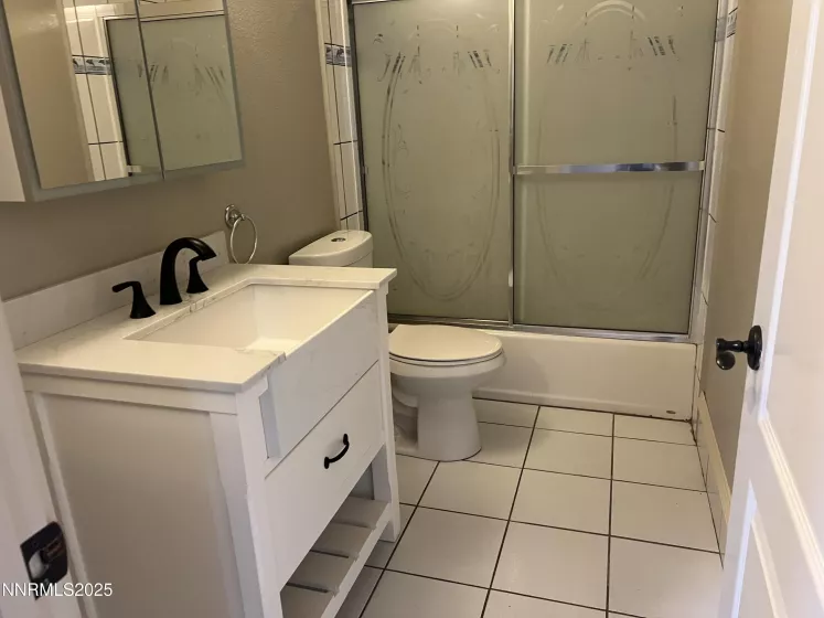 7650 Marie, Sparks, Nevada 89436, 6 Bedrooms Bedrooms, ,4 BathroomsBathrooms,Residential,Residential,Marie,250050625