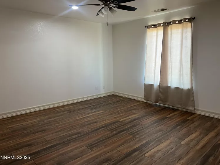 7650 Marie, Sparks, Nevada 89436, 6 Bedrooms Bedrooms, ,4 BathroomsBathrooms,Residential,Residential,Marie,250050625