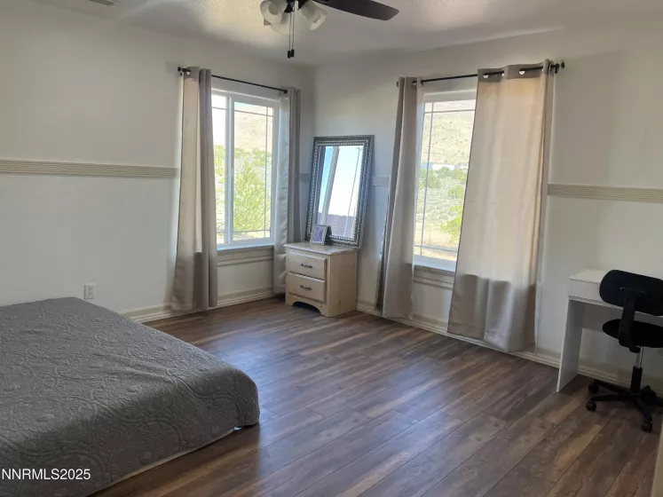 7650 Marie, Sparks, Nevada 89436, 6 Bedrooms Bedrooms, ,4 BathroomsBathrooms,Residential,Residential,Marie,250050625