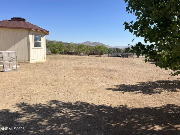 7650 Marie, Sparks, Nevada 89436, 6 Bedrooms Bedrooms, ,4 BathroomsBathrooms,Residential,Residential,Marie,250050625