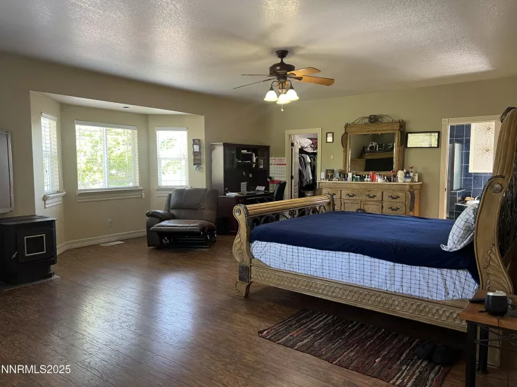 7650 Marie, Sparks, Nevada 89436, 6 Bedrooms Bedrooms, ,4 BathroomsBathrooms,Residential,Residential,Marie,250050625