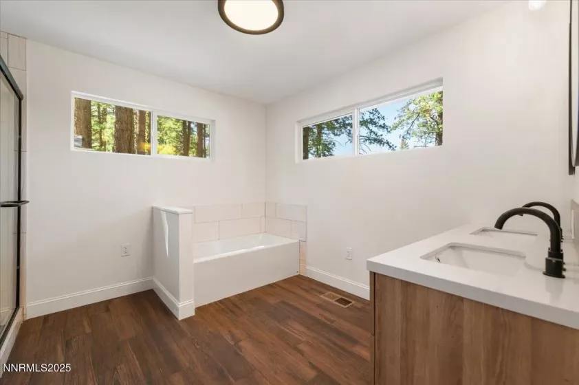 16205 Callahan, Reno, Nevada 89511, 3 Bedrooms Bedrooms, ,2 BathroomsBathrooms,Residential,Residential,Callahan,250050627