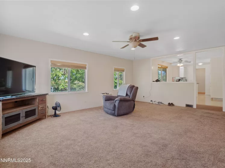 803 Mustang, Gardnerville, Nevada 89410, 3 Bedrooms Bedrooms, ,2 BathroomsBathrooms,Residential,Residential,Mustang,250050626