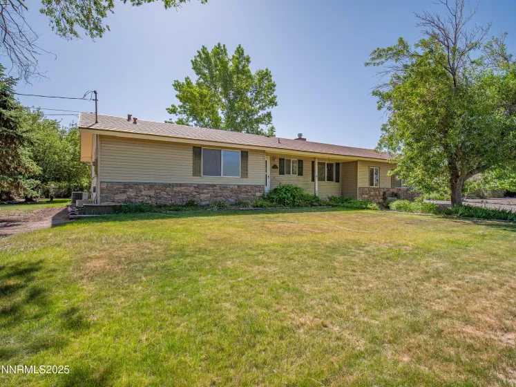 803 Mustang, Gardnerville, Nevada 89410, 3 Bedrooms Bedrooms, ,2 BathroomsBathrooms,Residential,Residential,Mustang,250050626