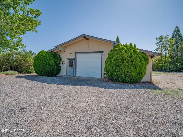 803 Mustang, Gardnerville, Nevada 89410, 3 Bedrooms Bedrooms, ,2 BathroomsBathrooms,Residential,Residential,Mustang,250050626
