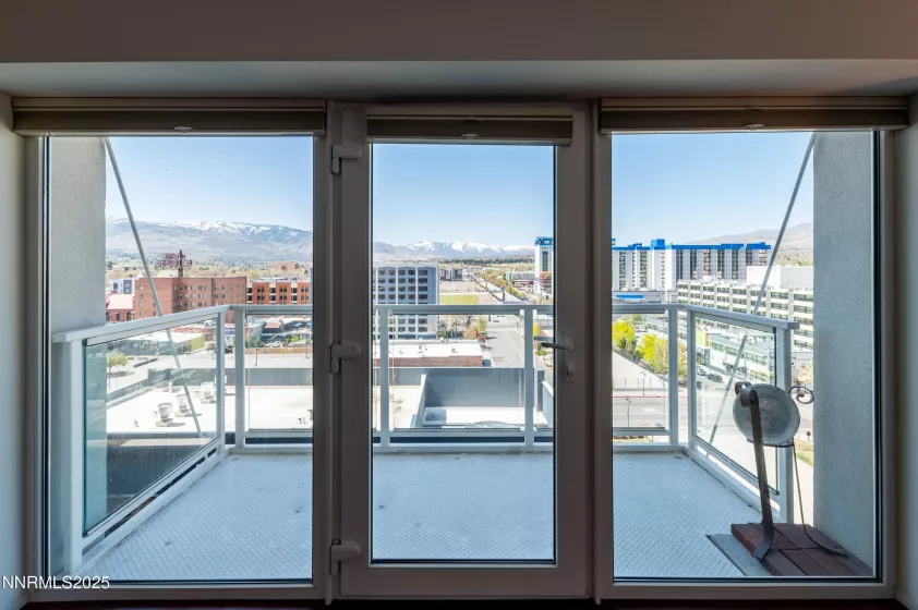 255 Sierra, Reno, Nevada 89501, 2 Bedrooms Bedrooms, ,2 BathroomsBathrooms,Residential,Residential,Sierra,250050628