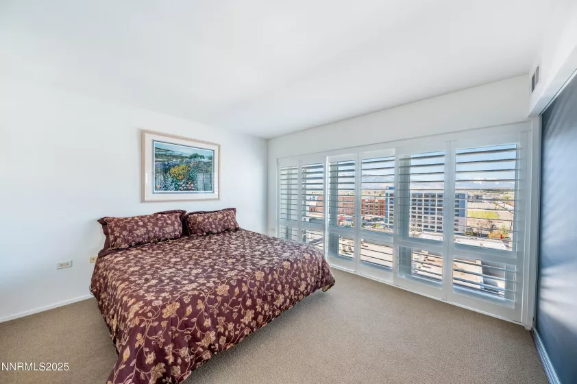 255 Sierra, Reno, Nevada 89501, 2 Bedrooms Bedrooms, ,2 BathroomsBathrooms,Residential,Residential,Sierra,250050628