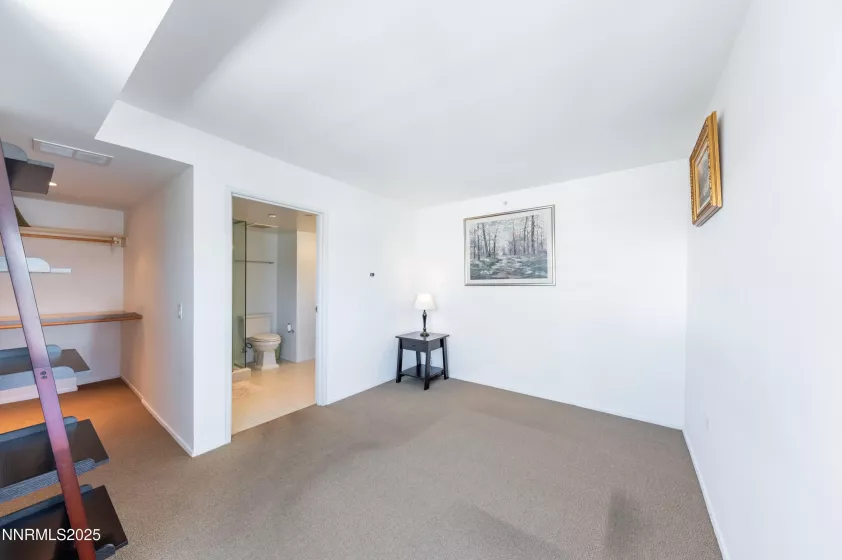 255 Sierra, Reno, Nevada 89501, 2 Bedrooms Bedrooms, ,2 BathroomsBathrooms,Residential,Residential,Sierra,250050628