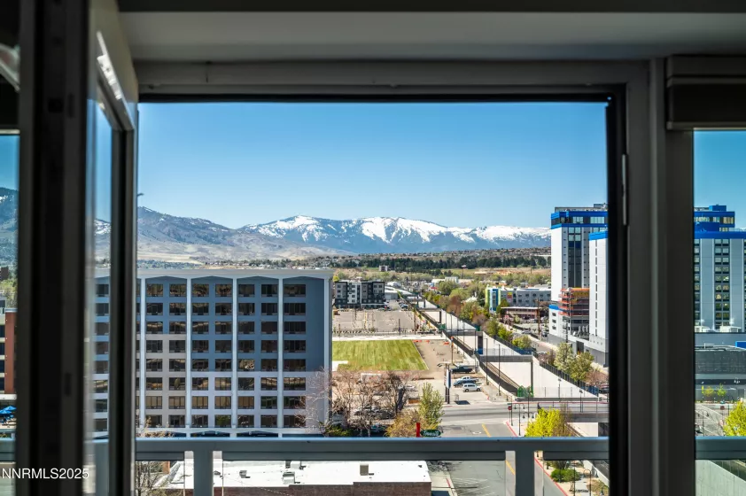 255 Sierra, Reno, Nevada 89501, 2 Bedrooms Bedrooms, ,2 BathroomsBathrooms,Residential,Residential,Sierra,250050628