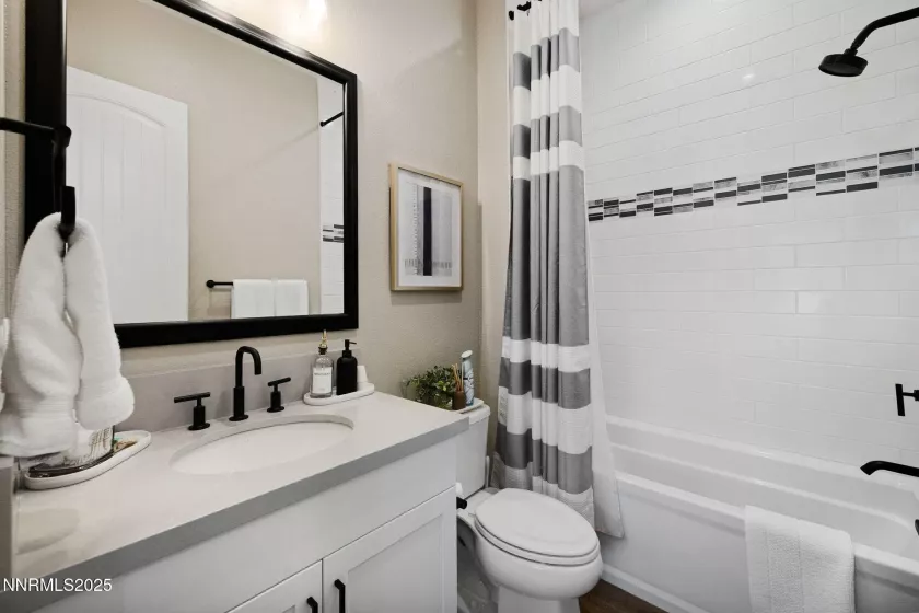 208 Criollo, Reno, Nevada 89511, 3 Bedrooms Bedrooms, ,4 BathroomsBathrooms,Residential,Residential,Criollo,250050631