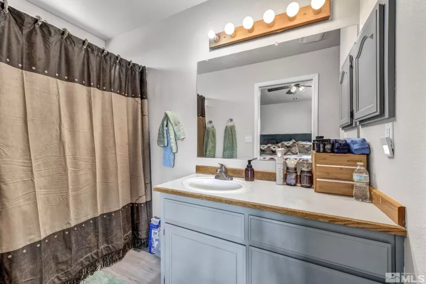 1155 Dinah, Fernley, Nevada 89408, 3 Bedrooms Bedrooms, ,2 BathroomsBathrooms,Residential,Residential,Dinah,240010316