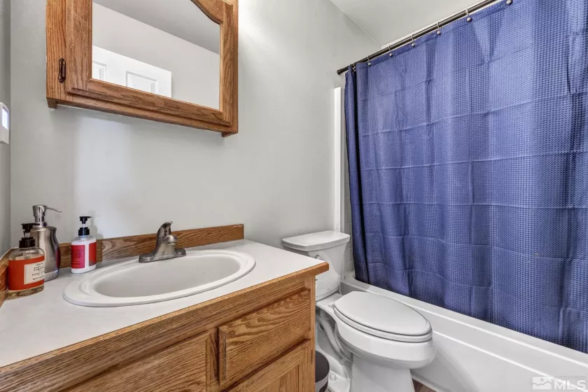 1155 Dinah, Fernley, Nevada 89408, 3 Bedrooms Bedrooms, ,2 BathroomsBathrooms,Residential,Residential,Dinah,240010316