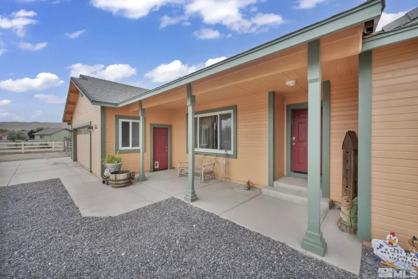 1155 Dinah, Fernley, Nevada 89408, 3 Bedrooms Bedrooms, ,2 BathroomsBathrooms,Residential,Residential,Dinah,240010316
