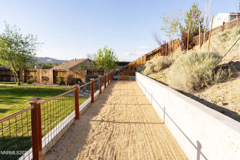 4750 Desert Song, Sparks, Nevada 89436, 4 Bedrooms Bedrooms, ,3 BathroomsBathrooms,Residential,Residential,Desert Song,250050632