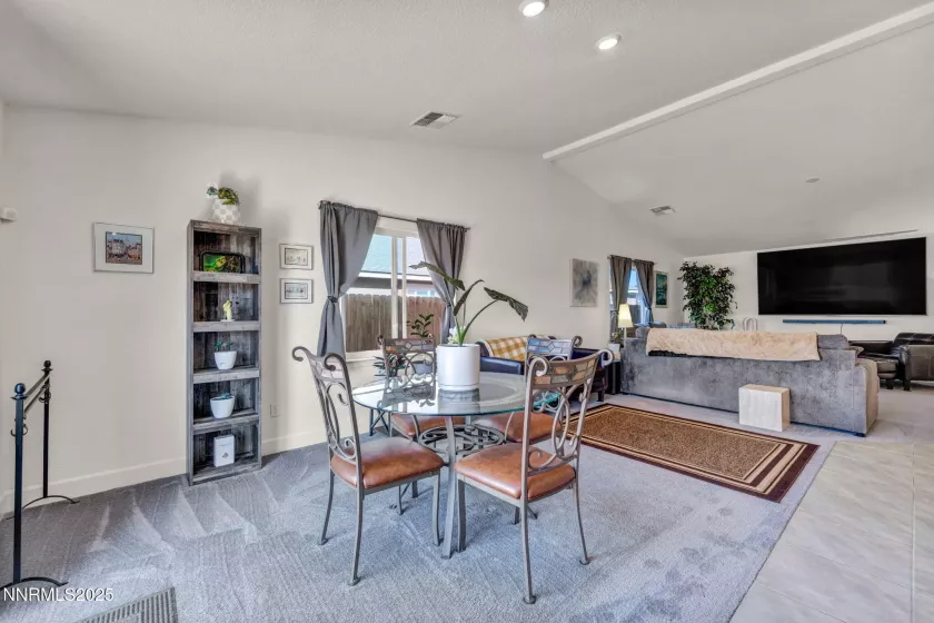 548 Fox Br, Sparks, Nevada 89441, 4 Bedrooms Bedrooms, ,3 BathroomsBathrooms,Residential,Residential,Fox Br,250050636