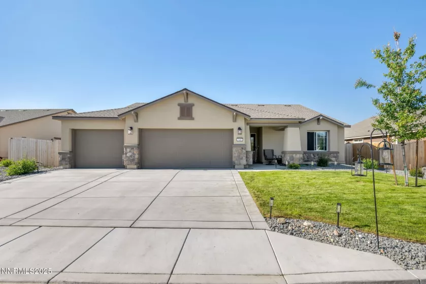 548 Fox Br, Sparks, Nevada 89441, 4 Bedrooms Bedrooms, ,3 BathroomsBathrooms,Residential,Residential,Fox Br,250050636