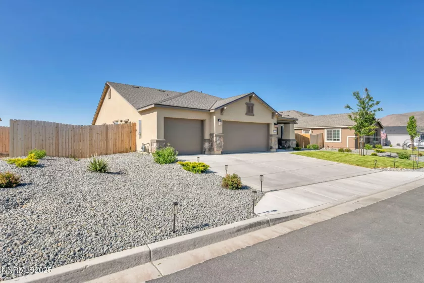548 Fox Br, Sparks, Nevada 89441, 4 Bedrooms Bedrooms, ,3 BathroomsBathrooms,Residential,Residential,Fox Br,250050636