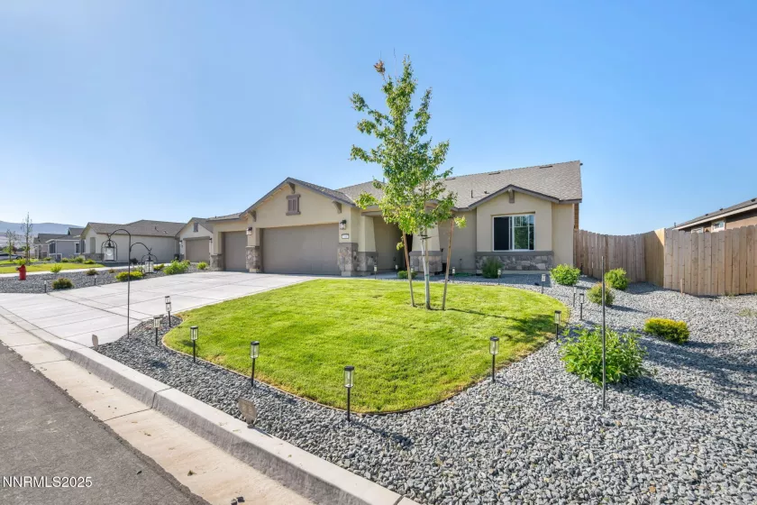 548 Fox Br, Sparks, Nevada 89441, 4 Bedrooms Bedrooms, ,3 BathroomsBathrooms,Residential,Residential,Fox Br,250050636