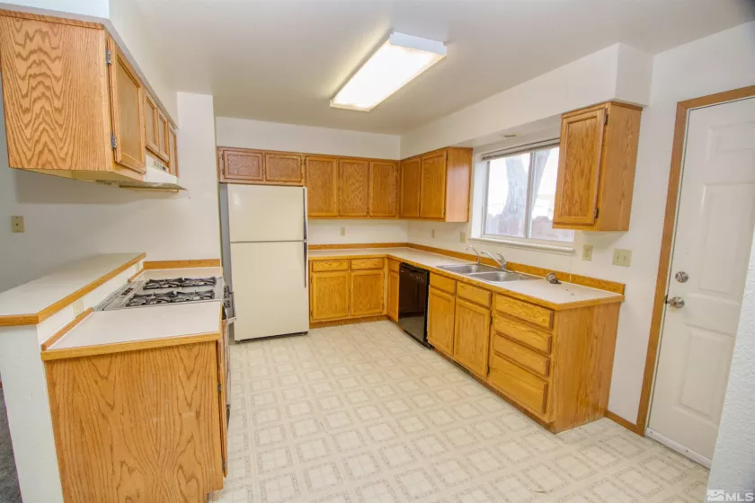 175 Broadway, Fallon, Nevada 89406, 3 Bedrooms Bedrooms, ,3 BathroomsBathrooms,Residential Lease,Manufactured,Broadway,250050637