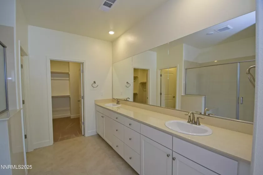 1948 Neuer, Sparks, Nevada 89436, 3 Bedrooms Bedrooms, ,3 BathroomsBathrooms,Residential Lease,Manufactured,Neuer,250050639