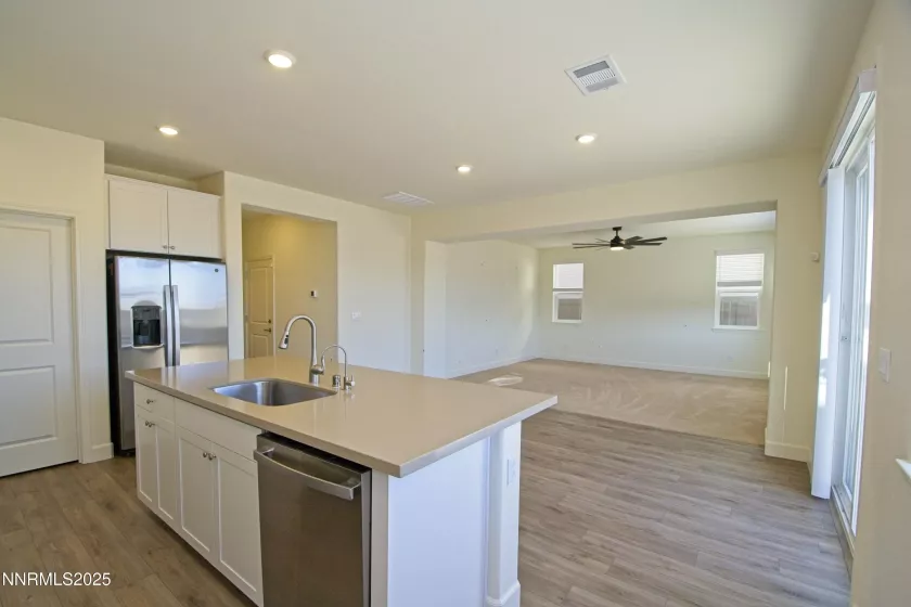 1948 Neuer, Sparks, Nevada 89436, 3 Bedrooms Bedrooms, ,3 BathroomsBathrooms,Residential Lease,Manufactured,Neuer,250050639