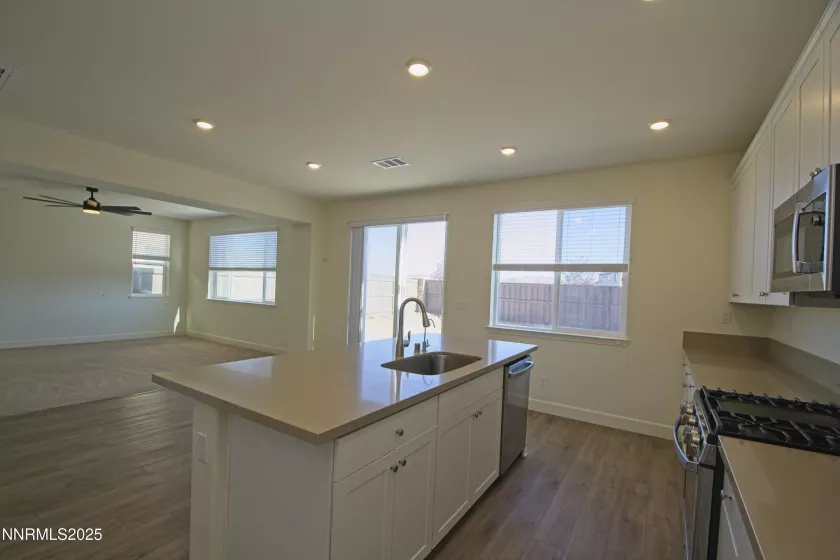 1948 Neuer, Sparks, Nevada 89436, 3 Bedrooms Bedrooms, ,3 BathroomsBathrooms,Residential Lease,Manufactured,Neuer,250050639