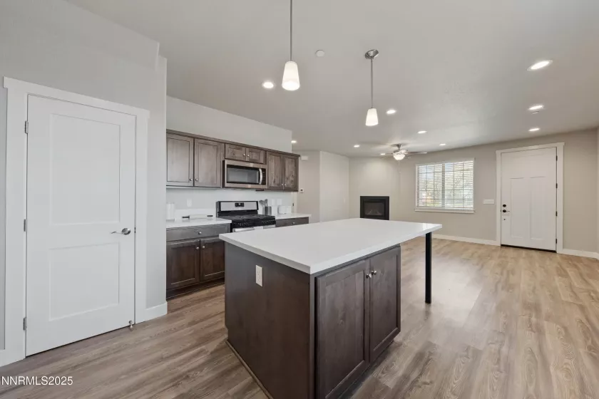 1170 Montevideo, Minden, Nevada 89423, 4 Bedrooms Bedrooms, ,3 BathroomsBathrooms,Residential,Residential,Montevideo,250050647