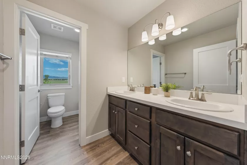 1170 Montevideo, Minden, Nevada 89423, 4 Bedrooms Bedrooms, ,3 BathroomsBathrooms,Residential,Residential,Montevideo,250050647