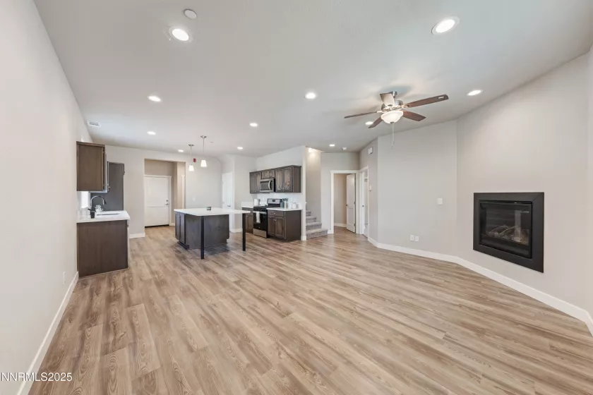 1170 Montevideo, Minden, Nevada 89423, 4 Bedrooms Bedrooms, ,3 BathroomsBathrooms,Residential,Residential,Montevideo,250050647