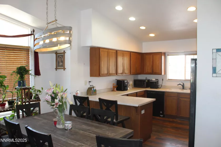 1423 Talking Sparrow, Spanish Springs, Nevada 89441, 3 Bedrooms Bedrooms, ,2 BathroomsBathrooms,Residential,Residential,Talking Sparrow,250050651