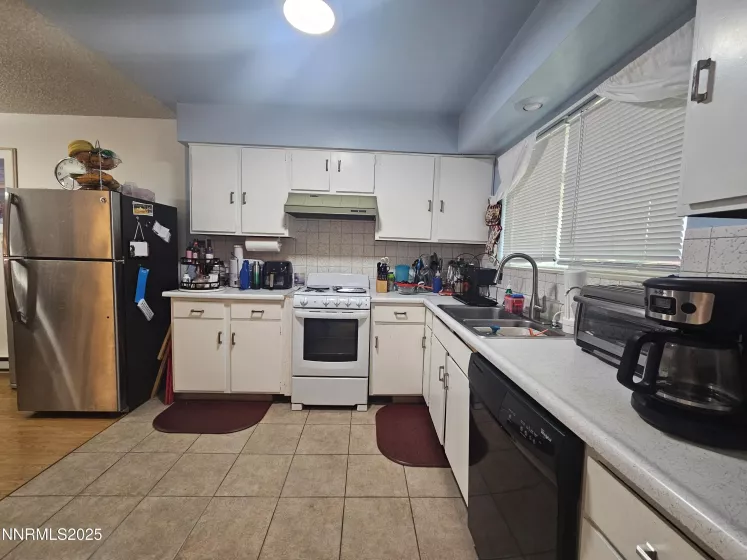 277 Smithridge, Reno, Nevada 89502, 2 Bedrooms Bedrooms, ,2 BathroomsBathrooms,Residential,Residential,Smithridge,250050654