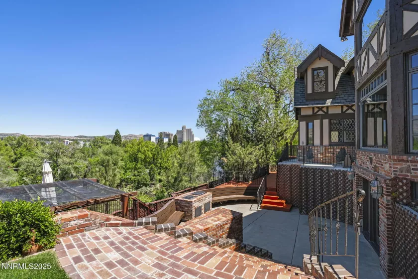 745 California, Reno, Nevada 89509, 6 Bedrooms Bedrooms, ,6 BathroomsBathrooms,Residential,Residential,California,250050671