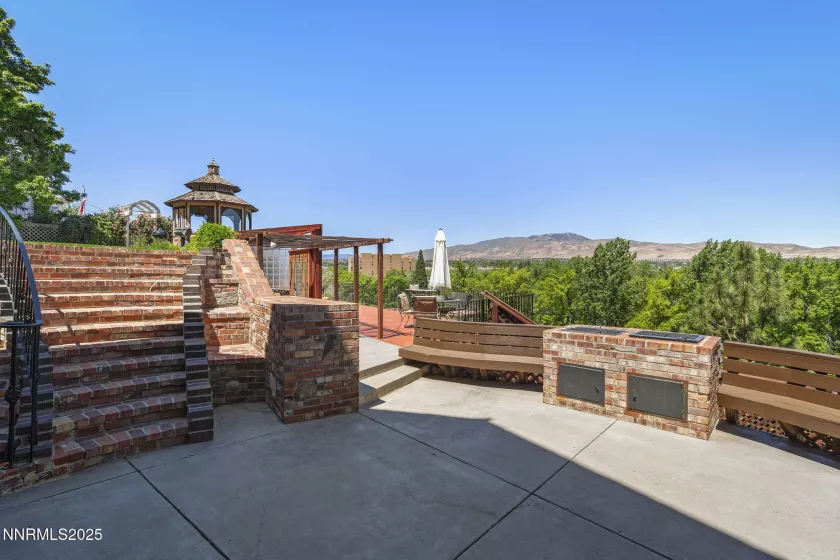 745 California, Reno, Nevada 89509, 6 Bedrooms Bedrooms, ,6 BathroomsBathrooms,Residential,Residential,California,250050671