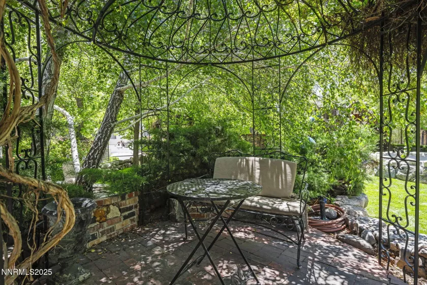 745 California, Reno, Nevada 89509, 6 Bedrooms Bedrooms, ,6 BathroomsBathrooms,Residential,Residential,California,250050671
