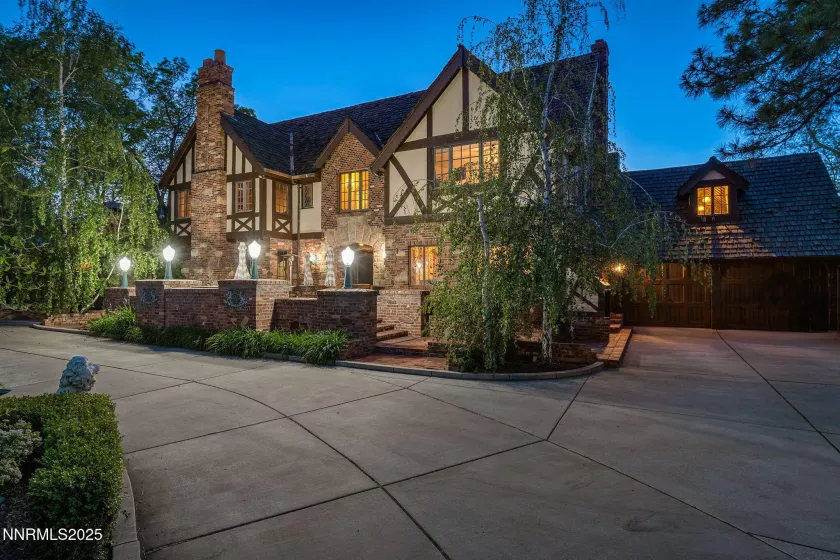 745 California, Reno, Nevada 89509, 6 Bedrooms Bedrooms, ,6 BathroomsBathrooms,Residential,Residential,California,250050671